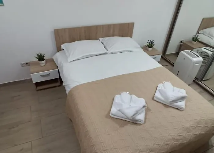 Chic Central, Cismigiu Park - Pop2 * بوخارست